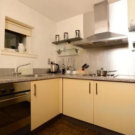 Holyrood Apartahotel