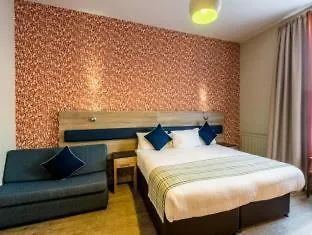Apart-hotel Cairn & Edimburgo