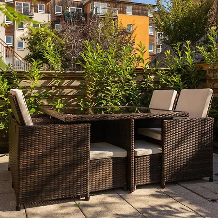 Hébergement de vacances Gorgeous 3 Bed House Free Parking & Garden Édimbourg