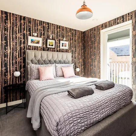 Gorgeous 3 Bed House Free Parking & Garden * Édimbourg