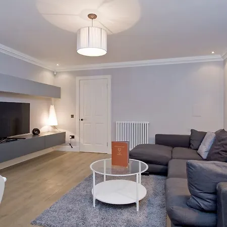Daire Destiny Scotland - Q-residence *