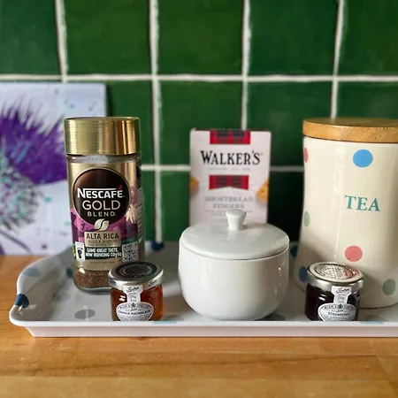 別荘 Midkinleith Farm *