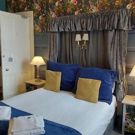 East Claremont エディンバラ