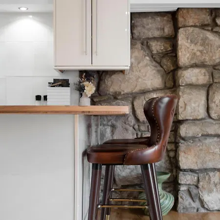 Rose Street Flat Apartment Edinburgh