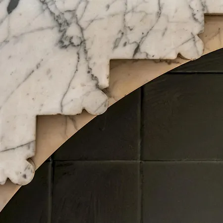 Pass The Keys Beautiful Modern Historical Flat Close To Castle Apartmán *