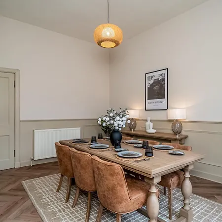 Apartmán Pass The Keys Beautiful Modern Historical Flat Close To Castle Edinburgh