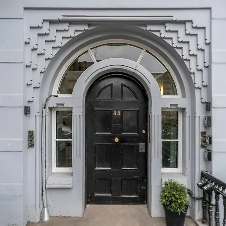 Pass The Keys Beautiful Modern Historical Flat Close To Castle Apartament Edynburg