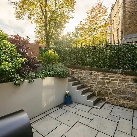 Elegant Flat With Garden In West End Appartement Edinburgh