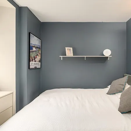 アパート Elegant Flat With Garden In West End *