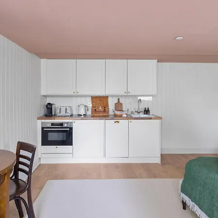 The Townhouse, Leith Apartahotel 4*