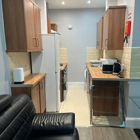 Centre Ground Floor 3 Bedroom Эдинбург