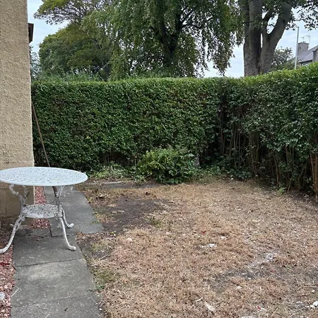 Spacious 3 Bed Modern Appartement *