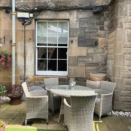 Edinburgh, Near Dean Village, Luxury Art Garden Daire *