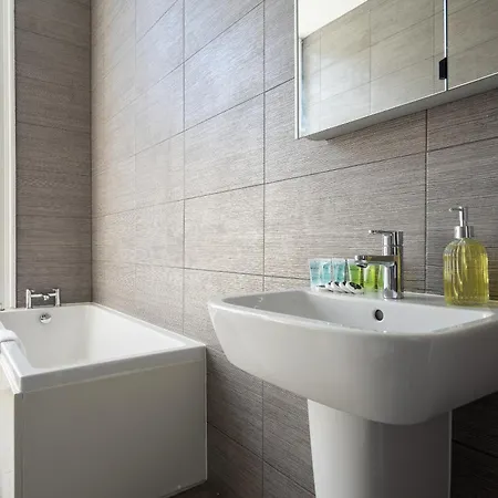 Historic Townhouse In Centre * Edinburgh