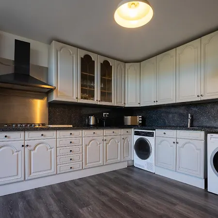 Historic Townhouse In Centre