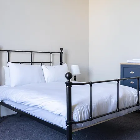 Historic Townhouse In Centre *