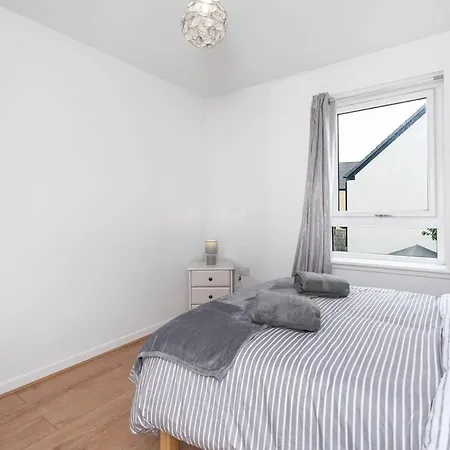 Free Parking - Centre - Sleeps 5 - Modern Daire