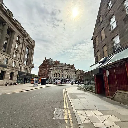 Prime 3 Bed Lägenhet Edinburg