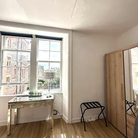 Cosy In Centre , 2 Bedroom1 Bathroom Appartamento Edimburgo