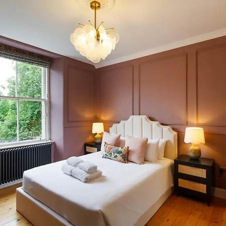 Sublime 1bd Retreat Near Centre * 爱丁堡