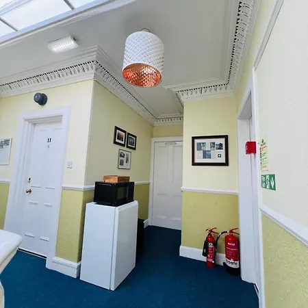 Guest house Thistle *