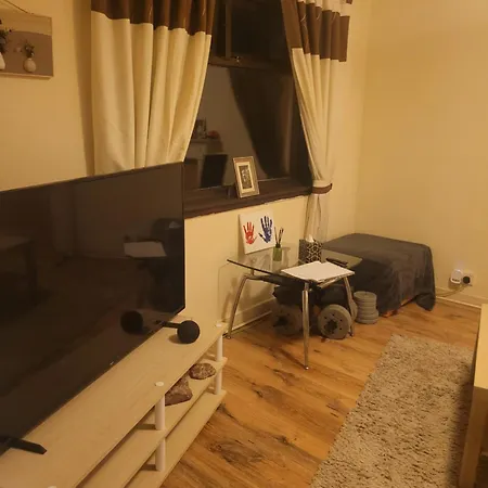 2 Bed Flat Διαμέρισμα