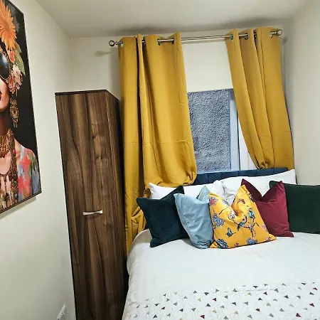 2 Bedroom, 4 Beds -grassmarket Apartament Edynburg