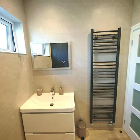 Cozy Corner 2 Bedroom House Edinburgh