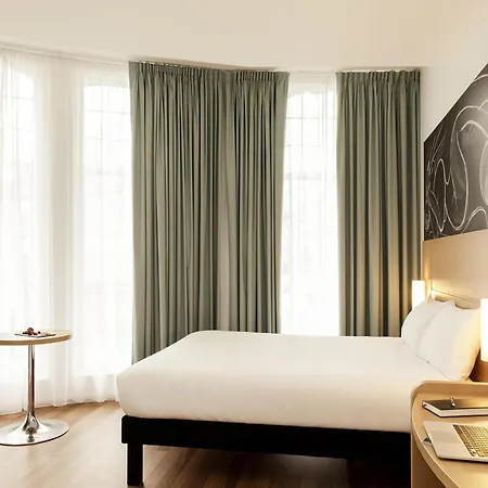 Ibis Centre South Bridge - Royal Mile 3* Edinburg