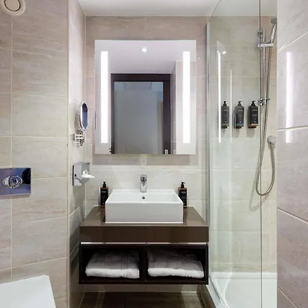 Mercure Haymarket Otel 4*