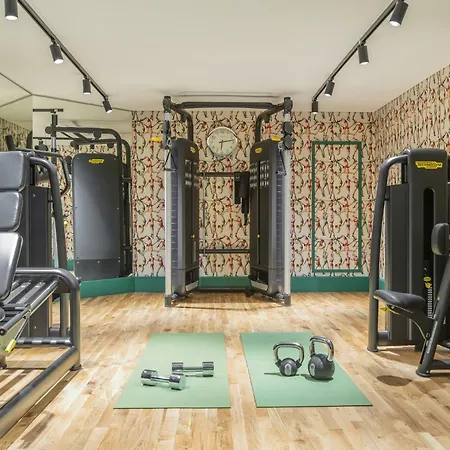 酒店 罗科·福尔蒂巴尔莫勒尔酒店