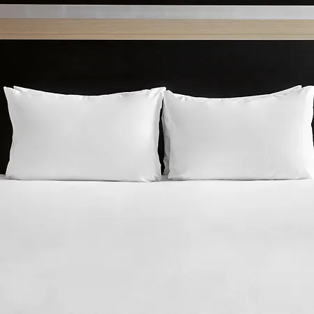 Hotell Express West By Ihg 3*