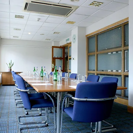 Express West By Ihg 3* Эдинбург