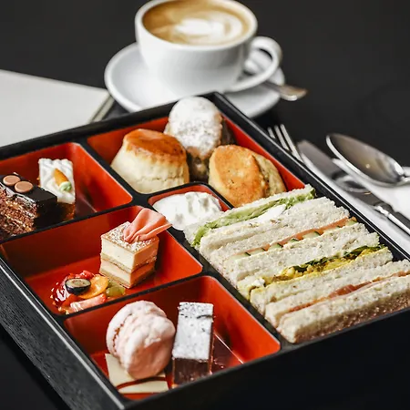 Sheraton Grand & 5* Edinburgh