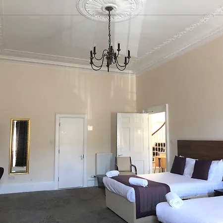 Cairn & Apart-hotel Edimburgo