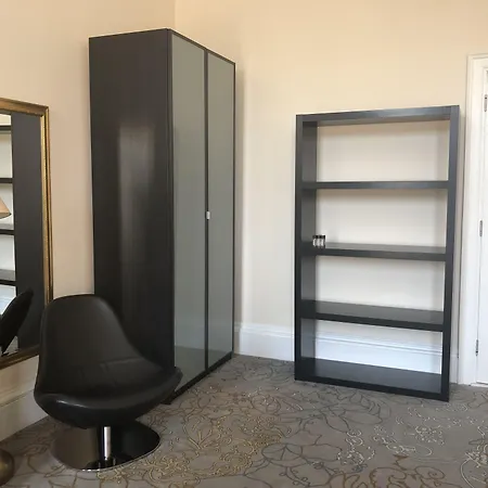 Cairn & 3* Edinburgh