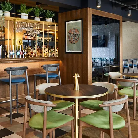 ليوناردو رويال إدنبرة