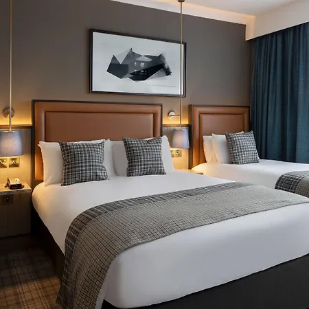 Leonardo Royal Hotel 4*