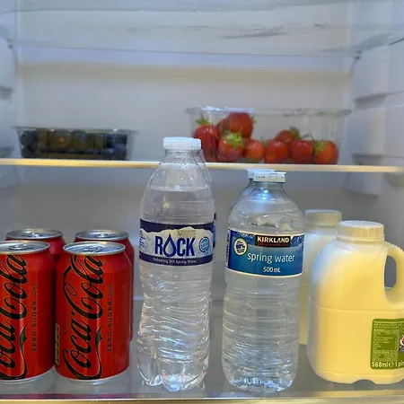 The Shore 2 Bedroom אדינבורו