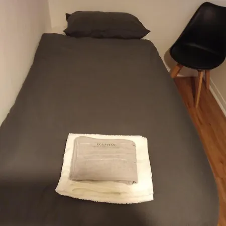 Charming Away From Home! Apartment