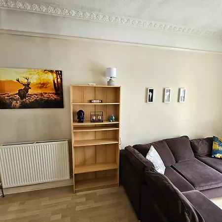 Apartament Charming 2bd Flat 10 Minutes To Castle Edynburg