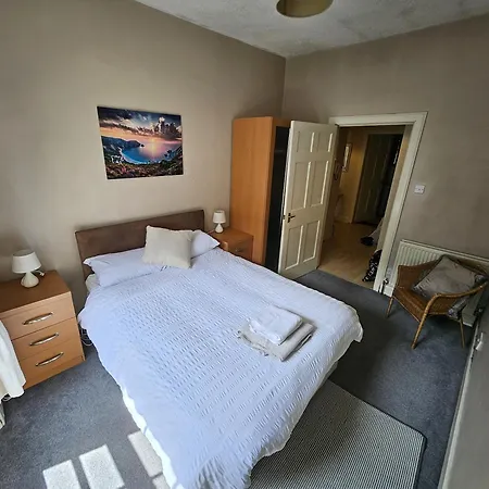 Charming 2bd Flat 10 Minutes To Castle Apartmán *