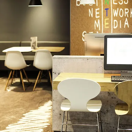 Ibis Centre Royal Mile Отель Эдинбург