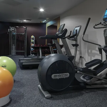 Doubletree By Hilton Centre Hotel 4*