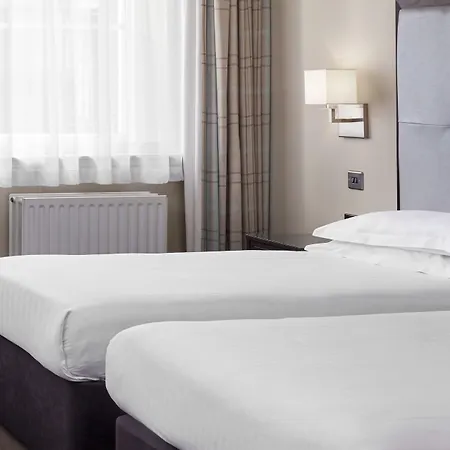 Leonardo Hotel 3*