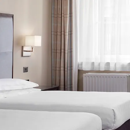 Hotel Leonardo 3*