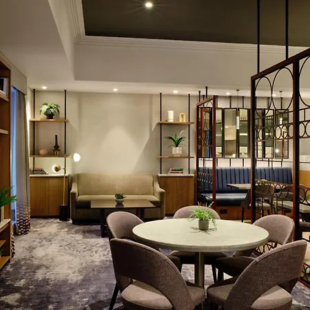 מלון Marriott Holyrood אדינבורו