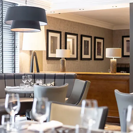 Marriott Holyrood Hotel 4*