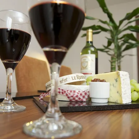 The Knight By Mansley אדינבורו