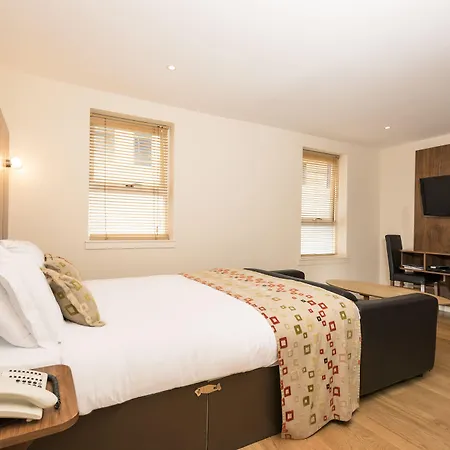 Holyrood 4* Edimburgo